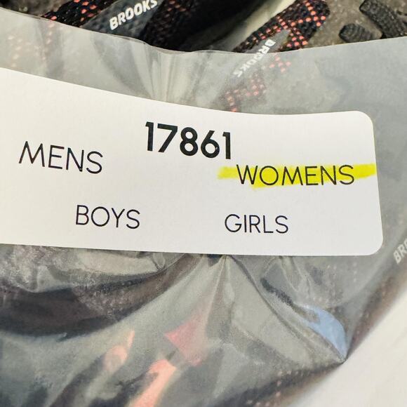 Brooks Shoes Women Black Red Caldera 3 TrailTack Trail Road Running Sneakers - Picture 11 of 11